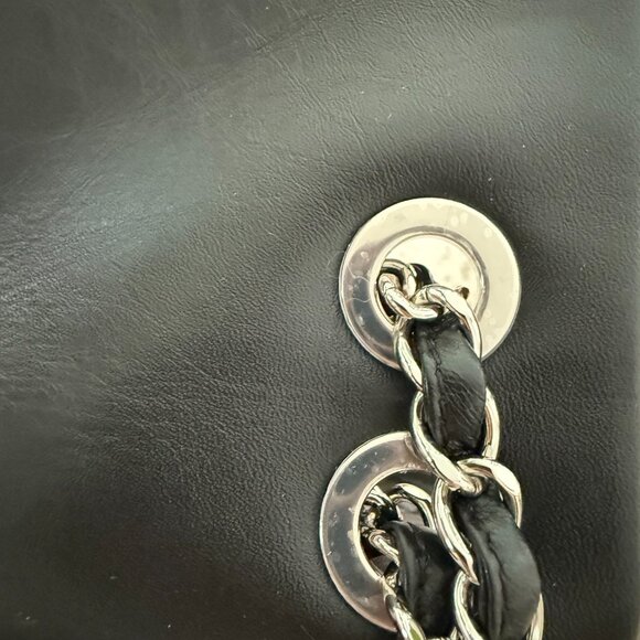 Chanel Timeless leather black crossbody bag - Picture 10 of 11